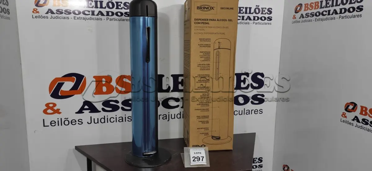LOTE 297 - 01 DISPENSER PARA ÁLCOOL EM GEL COM PEDAL EM INOX MARCA BRINOX (NOVO). (NO ESTADO) ATENÇÃO! FAZER A VISITAÇÃO ANTES DE ARREMATAR, NÃO SABEMOS SE FUNCIONA. LEILÃO NÃO TEM GARANTIA E NEM DEVOLUÇÃO, SUJEITO A POSSÍVEIS AVARIAS VISÍVEIS/OCULTAS E/OU AUSÊNCIA DE COMPONENTES.