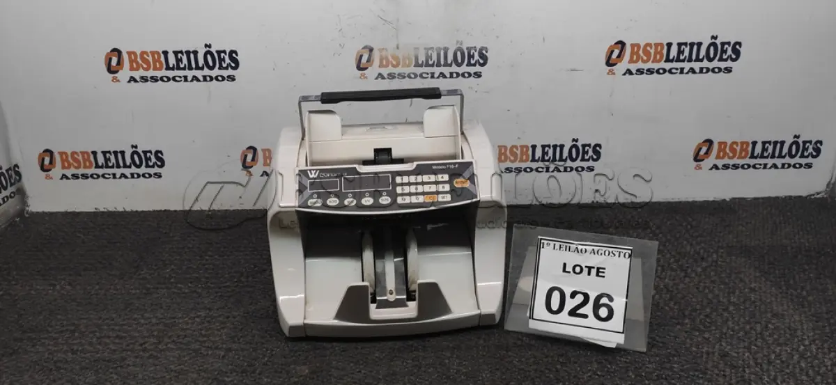 LOTE 026 - 01 MÁQUINA DE CONTAR CÉDULAS. (NO ESTADO) ATENÇÃO! FAZER A VISITAÇÃO ANTES DE ARREMATAR, NÃO SABEMOS SE FUNCIONA. LEILÃO NÃO TEM GARANTIA E NEM DEVOLUÇÃO, SUJEITO A POSSÍVEIS AVARIAS VISÍVEIS/OCULTAS E/OU AUSÊNCIA DE COMPONENTES.