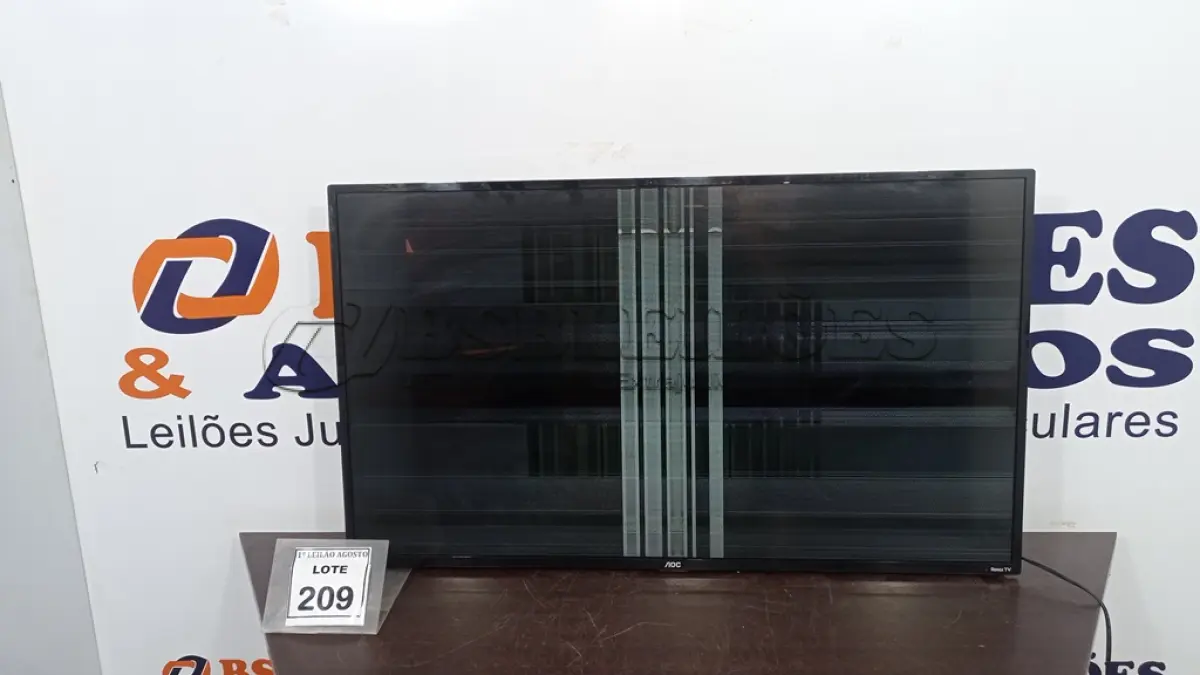LOTE 209 - 01 SMART TV LED 43’’ MARCA AOC. (NO ESTADO) ATENÇÃO! FAZER A VISITAÇÃO ANTES DE ARREMATAR, NÃO SABEMOS SE FUNCIONA, LEILÃO NÃO TEM GARANTIA E NEM DEVOLUÇÃO, SUJEITO A POSSÍVEIS AVARIAS VISÍVEIS/OCULTAS E/OU AUSÊNCIA DE COMPONENTES.