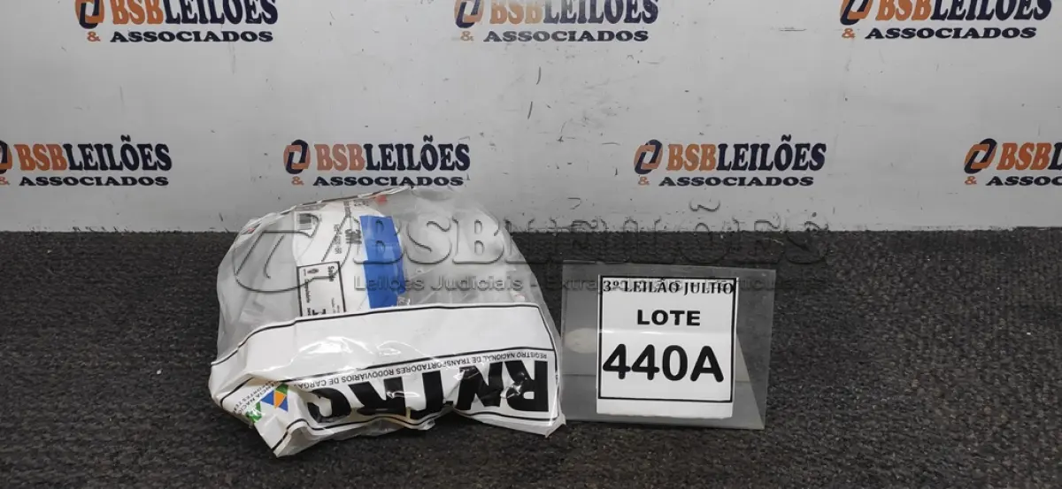 LOTE 516 - 01 PACOTE COM 30 MASCARAS DE SEGURANÇA 3M AURA 9320+BR SEM VÁLVULA. (NO ESTADO) ATENÇÃO! FAZER A VISITAÇÃO ANTES DE ARREMATAR, NÃO SABEMOS SE FUNCIONA, LEILÃO NÃO TEM GARANTIA E NEM DEVOLUÇÃO, SUJEITO A POSSÍVEIS AVARIAS VISÍVEIS/OCULTAS E/OU AUSÊNCIA DE COMPONENTES.
