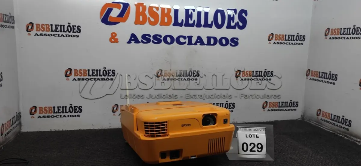 LOTE 029 - 01 COMPUTADOR INTERATIVO MARCA EPSON. (NO ESTADO) ATENÇÃO! FAZER A VISITAÇÃO ANTES DE ARREMATAR, NÃO SABEMOS SE FUNCIONA. LEILÃO NÃO TEM GARANTIA E NEM DEVOLUÇÃO, SUJEITO A POSSÍVEIS AVARIAS VISÍVEIS/OCULTAS E/OU AUSÊNCIA DE COMPONENTES.