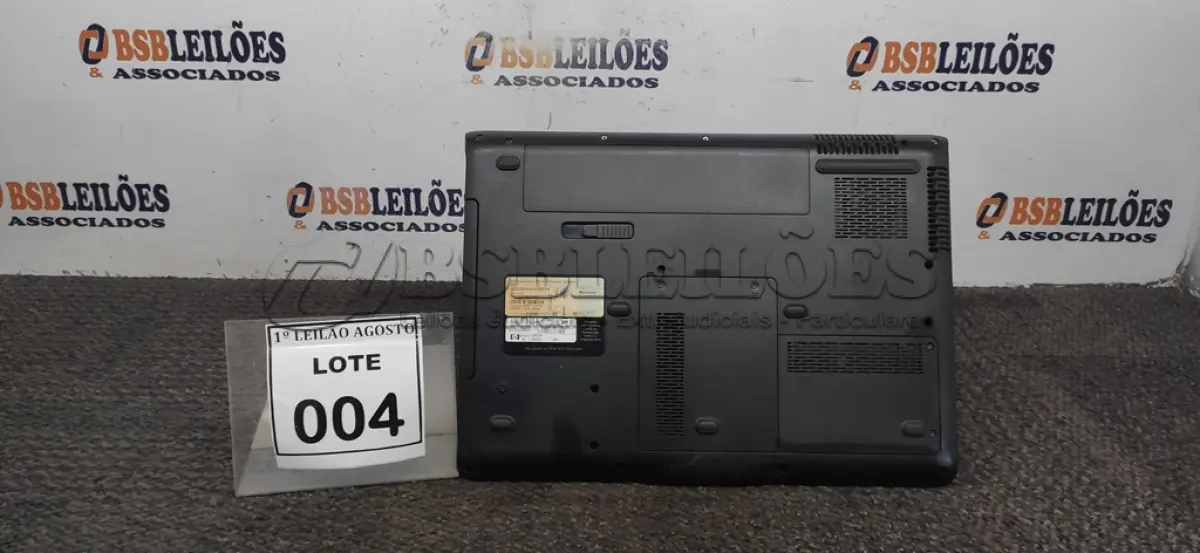 LOTE 004 - 01 NOTEBOOK MARCA HP. (NO ESTADO) ATENÇÃO! FAZER A VISITAÇÃO ANTES DE ARREMATAR, NÃO SABEMOS SE FUNCIONA. LEILÃO NÃO TEM GARANTIA E NEM DEVOLUÇÃO, SUJEITO A POSSÍVEIS AVARIAS VISÍVEIS/OCULTAS E/OU AUSÊNCIA DE COMPONENTES.