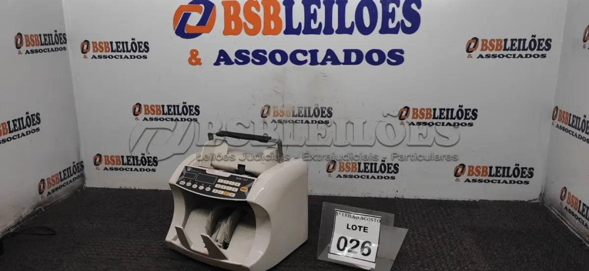 LOTE 026 - 01 MÁQUINA DE CONTAR CÉDULAS. (NO ESTADO) ATENÇÃO! FAZER A VISITAÇÃO ANTES DE ARREMATAR, NÃO SABEMOS SE FUNCIONA. LEILÃO NÃO TEM GARANTIA E NEM DEVOLUÇÃO, SUJEITO A POSSÍVEIS AVARIAS VISÍVEIS/OCULTAS E/OU AUSÊNCIA DE COMPONENTES.