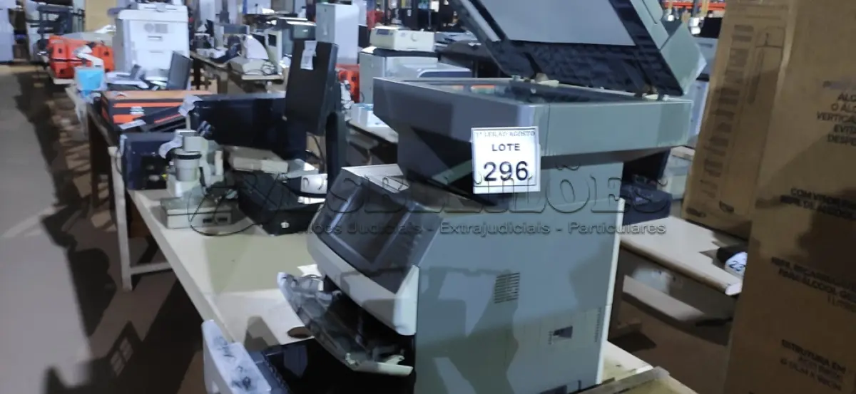 LOTE 296 - 01 IMPRESSORA MULTIFUNCIONAL MARCA LEXMARK. (NO ESTADO) ATENÇÃO! FAZER A VISITAÇÃO ANTES DE ARREMATAR, NÃO SABEMOS SE FUNCIONA, LEILÃO NÃO TEM GARANTIA E NEM DEVOLUÇÃO, SUJEITO A POSSÍVEIS AVARIAS VISÍVEIS/OCULTAS E/OU AUSÊNCIA DE COMPONENTES.