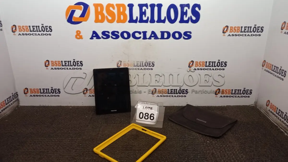 LOTE 086 - 01 TABLET COM CAPA MARCA POSITIVO. (NO ESTADO) ATENÇÃO! FAZER A VISITAÇÃO ANTES DE ARREMATAR, NÃO SABEMOS SE FUNCIONA. LEILÃO NÃO TEM GARANTIA E NEM DEVOLUÇÃO, SUJEITO A POSSÍVEIS AVARIAS VISÍVEIS/OCULTAS E/OU AUSÊNCIA DE COMPONENTES.