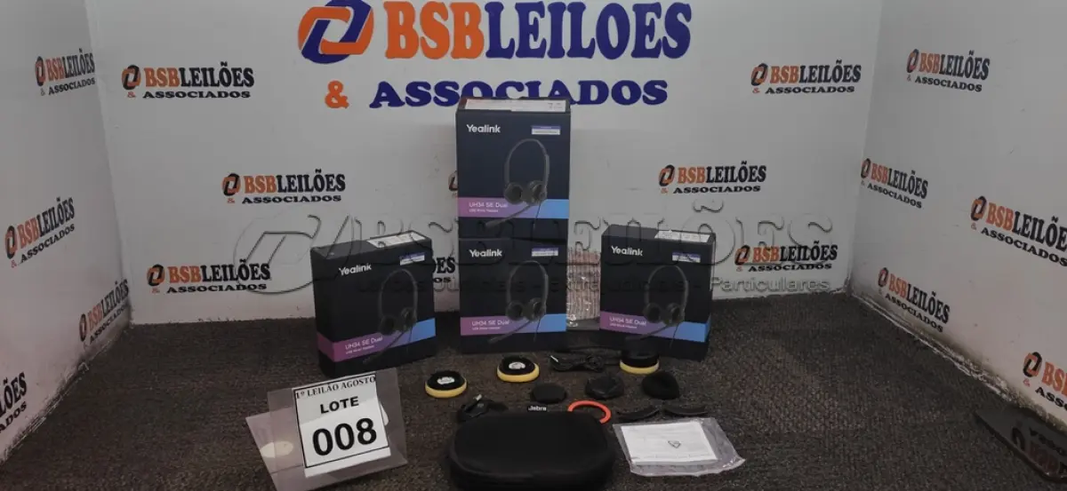 LOTE 008 - 04 HEADSET COM MICROFONE MARCA YEALINK. (NO ESTADO) ATENÇÃO! FAZER A VISITAÇÃO ANTES DE ARREMATAR, NÃO SABEMOS SE FUNCIONA. LEILÃO NÃO TEM GARANTIA E NEM DEVOLUÇÃO, SUJEITO A POSSÍVEIS AVARIAS VISÍVEIS/OCULTAS E/OU AUSÊNCIA DE COMPONENTES.