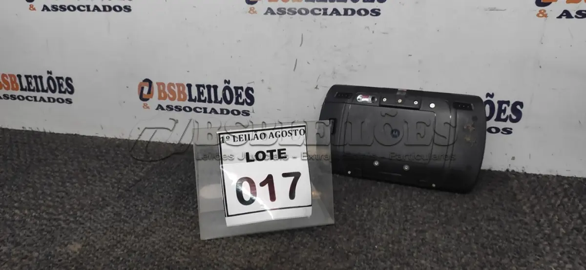 LOTE 017 - 01 APARELHO DE GPS MARCA MOTOROLA. (NO ESTADO) ATENÇÃO! FAZER A VISITAÇÃO ANTES DE ARREMATAR, NÃO SABEMOS SE FUNCIONA. LEILÃO NÃO TEM GARANTIA E NEM DEVOLUÇÃO, SUJEITO A POSSÍVEIS AVARIAS VISÍVEIS/OCULTAS E/OU AUSÊNCIA DE COMPONENTES.