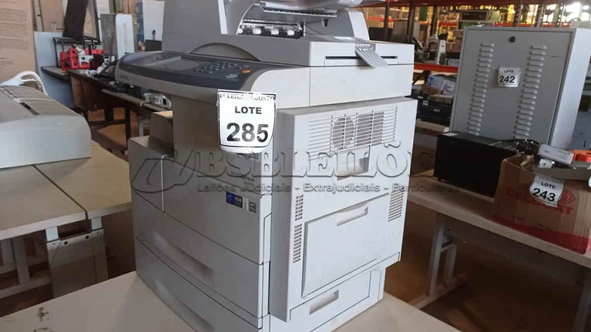 LOTE 285 - 01 IMPRESSORA MULTIFUNCIONAL MODELO 6555NX MARCA SAMSUNG. (NO ESTADO) ATENÇÃO! FAZER A VISITAÇÃO ANTES DE ARREMATAR, NÃO SABEMOS SE FUNCIONA, LEILÃO NÃO TEM GARANTIA E NEM DEVOLUÇÃO, SUJEITO A POSSÍVEIS AVARIAS VISÍVEIS/OCULTAS E/OU AUSÊNCIA DE COMPONENTES.
