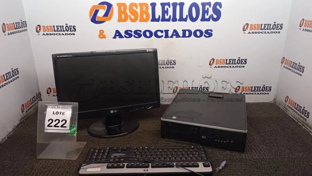 LOTE 222 - 01 COMPUTADOR. (NO ESTADO) ATENÇÃO! FAZER A VISITAÇÃO ANTES DE ARREMATAR, NÃO SABEMOS SE FUNCIONA. LEILÃO NÃO TEM GARANTIA E NEM DEVOLUÇÃO, SUJEITO A POSSÍVEIS AVARIAS VISÍVEIS/OCULTAS E/OU AUSÊNCIA DE COMPONENTES.