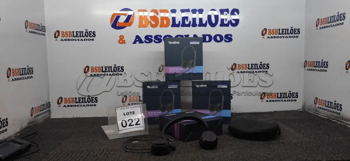 LOTE 022 - 04 HEADSET COM MICROFONE MARCA YEALINK. (NO ESTADO) ATENÇÃO! FAZER A VISITAÇÃO ANTES DE ARREMATAR, NÃO SABEMOS SE FUNCIONA. LEILÃO NÃO TEM GARANTIA E NEM DEVOLUÇÃO, SUJEITO A POSSÍVEIS AVARIAS VISÍVEIS/OCULTAS E/OU AUSÊNCIA DE COMPONENTES.