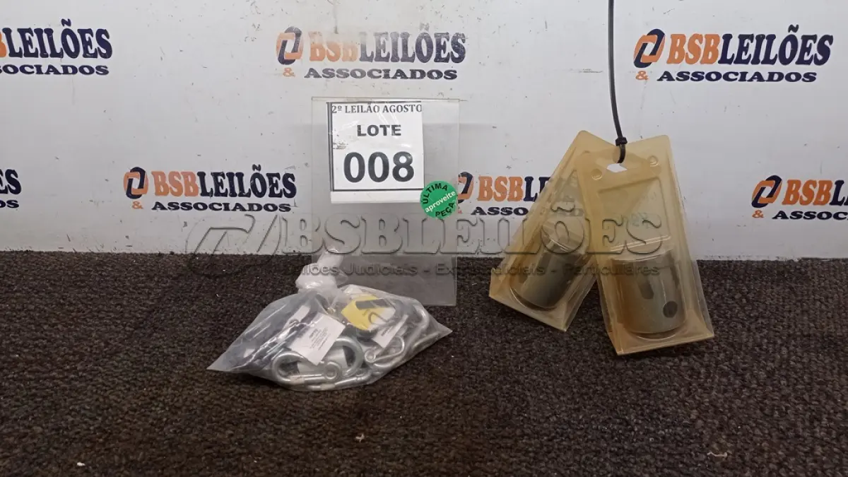 LOTE 008 - 02 SERRAS COPOS. (NO ESTADO) ATENÇÃO! FAZER A VISITAÇÃO ANTES DE ARREMATAR, NÃO SABEMOS SE FUNCIONA, LEILÃO NÃO TEM GARANTIA E NEM DEVOLUÇÃO, SUJEITO A POSSÍVEIS AVARIAS VISÍVEIS/OCULTAS E/OU AUSÊNCIA DE COMPONENTES.