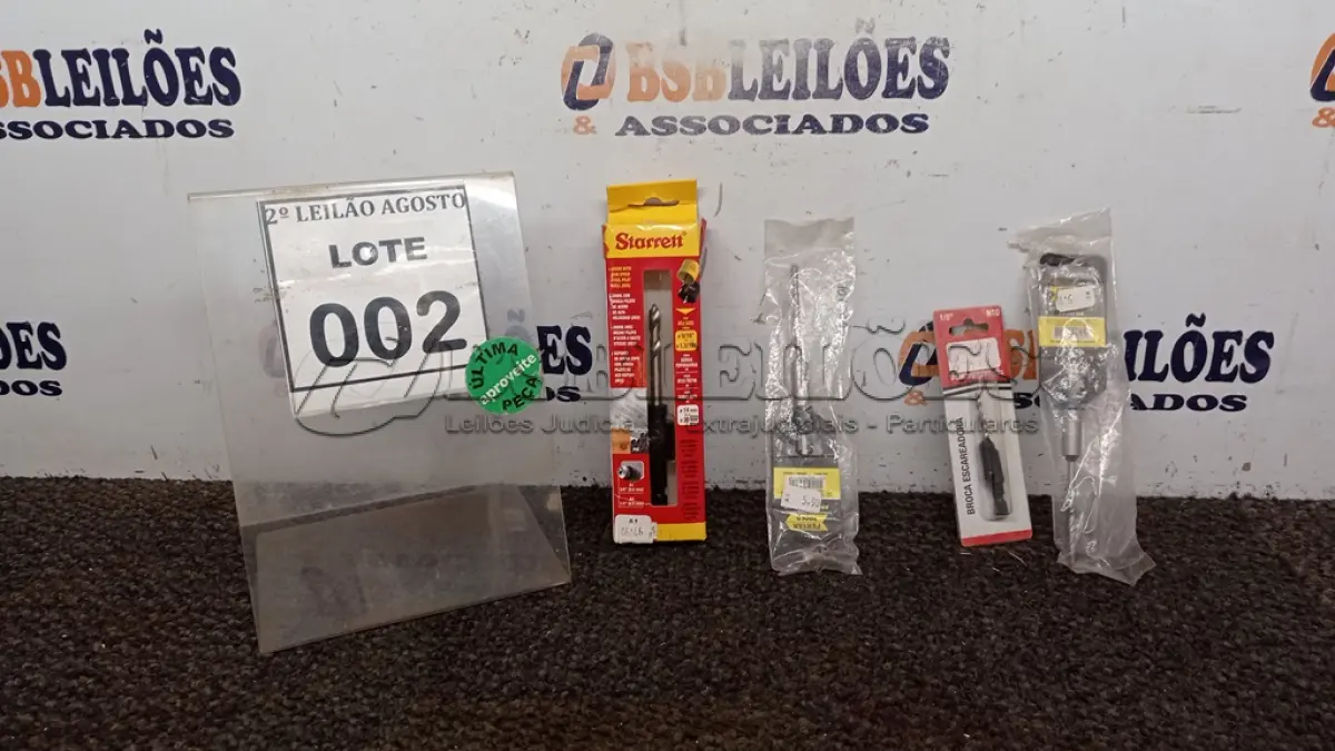LOTE 002 - 04 BROCAS ESCAREADORA.  (NO ESTADO) ATENÇÃO! FAZER A VISITAÇÃO ANTES DE ARREMATAR, NÃO SABEMOS SE FUNCIONA, LEILÃO NÃO TEM GARANTIA E NEM DEVOLUÇÃO, SUJEITO A POSSÍVEIS AVARIAS VISÍVEIS/OCULTAS E/OU AUSÊNCIA DE COMPONENTES.