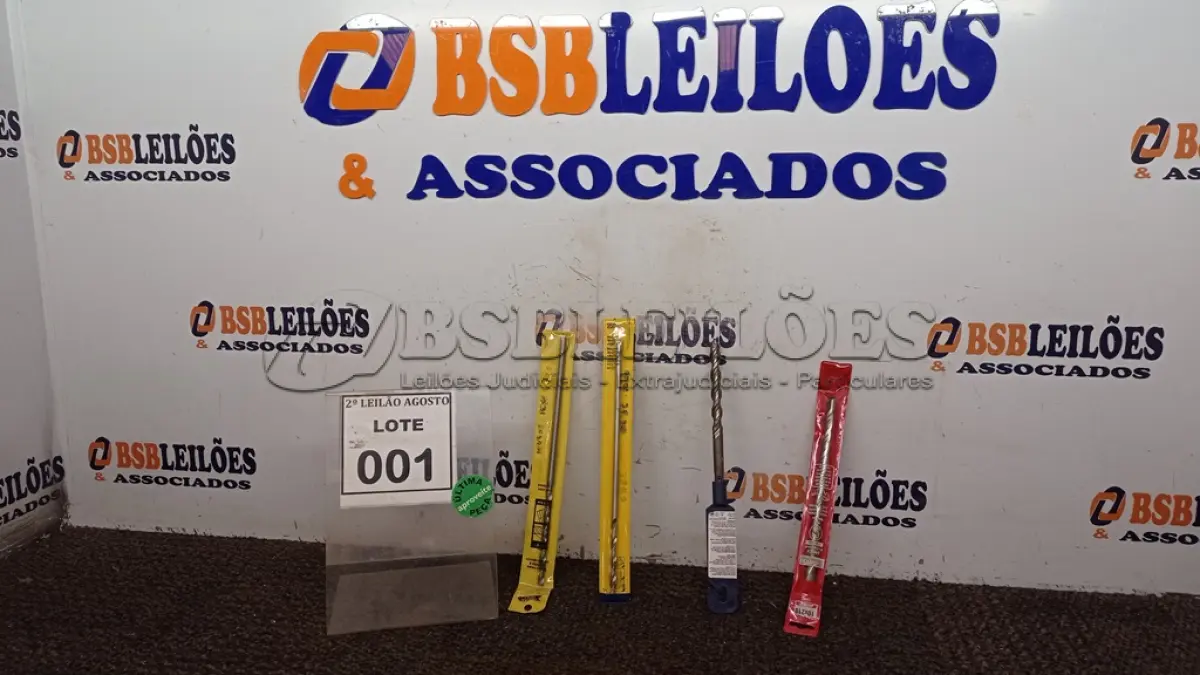 LOTE 001 - 04 BROCAS PARA FIBROCIMENTO. (NO ESTADO) ATENÇÃO! FAZER A VISITAÇÃO ANTES DE ARREMATAR, NÃO SABEMOS SE FUNCIONA, LEILÃO NÃO TEM GARANTIA E NEM DEVOLUÇÃO, SUJEITO A POSSÍVEIS AVARIAS VISÍVEIS/OCULTAS E/OU AUSÊNCIA DE COMPONENTES.