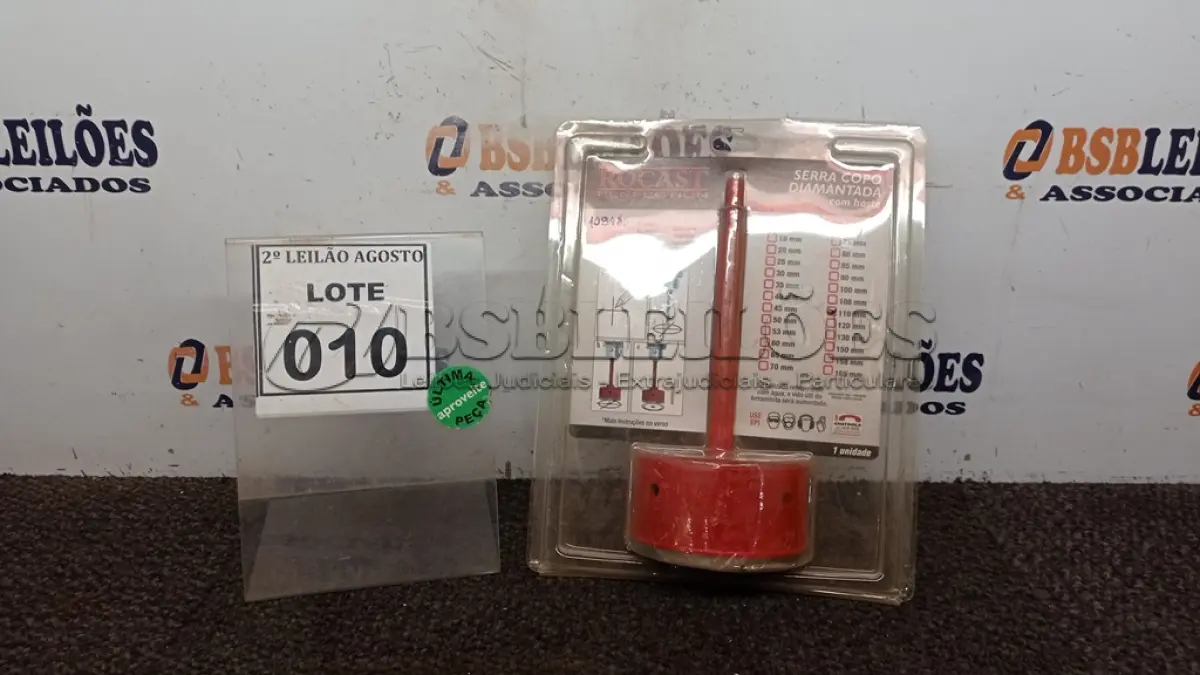 LOTE 010 - 01 SERRA COPO DIAMANTADA COM HASTE. (NO ESTADO) ATENÇÃO! FAZER A VISITAÇÃO ANTES DE ARREMATAR, NÃO SABEMOS SE FUNCIONA, LEILÃO NÃO TEM GARANTIA E NEM DEVOLUÇÃO, SUJEITO A POSSÍVEIS AVARIAS VISÍVEIS/OCULTAS E/OU AUSÊNCIA DE COMPONENTES.