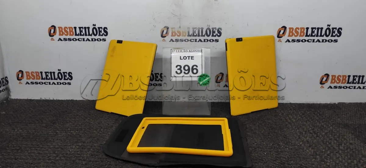 LOTE 396 - 02 TABLETS MARCA POSITIVO. (NO ESTADO) ATENÇÃO! FAZER A VISITAÇÃO ANTES DE ARREMATAR, NÃO SABEMOS SE FUNCIONA, LEILÃO NÃO TEM GARANTIA E NEM DEVOLUÇÃO, SUJEITO A POSSÍVEIS AVARIAS VISÍVEIS/OCULTAS E/OU AUSÊNCIA DE COMPONENTES.
