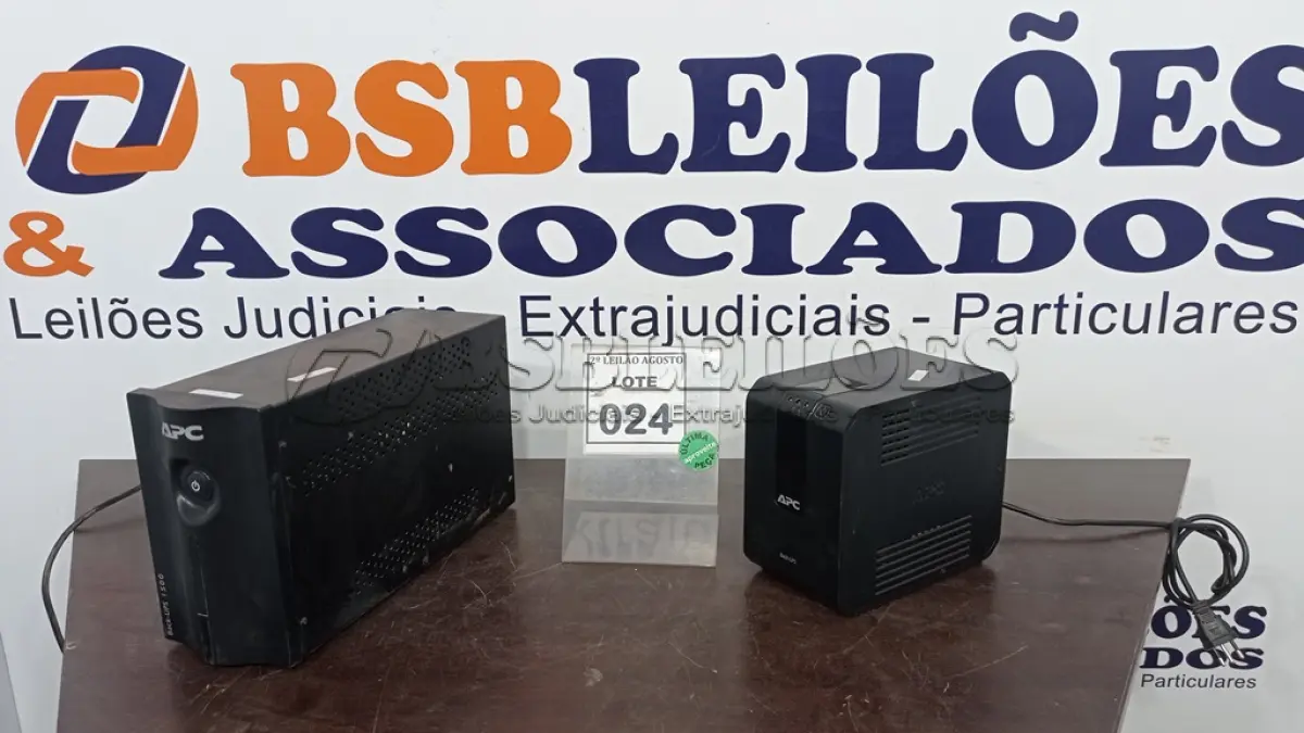 LOTE 024 - 02 NOBREAKS APC. (NO ESTADO) ATENÇÃO! FAZER A VISITAÇÃO ANTES DE ARREMATAR, NÃO SABEMOS SE FUNCIONA, LEILÃO NÃO TEM GARANTIA E NEM DEVOLUÇÃO, SUJEITO A POSSÍVEIS AVARIAS VISÍVEIS/OCULTAS E/OU AUSÊNCIA DE COMPONENTES.