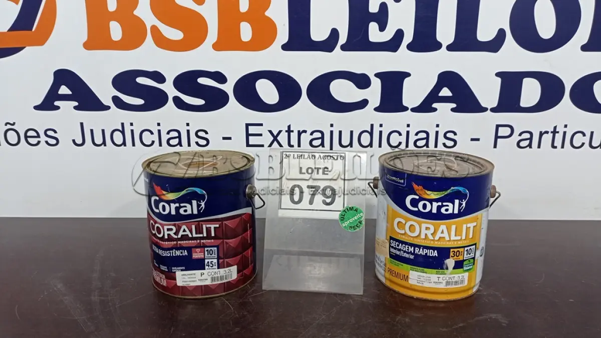 LOTE 079 - 02 LATAS DE TINTAS MARCA COLORAL PARA ESMALTE SINTÉTICO, MADEIRA E METAL NAS CORES ACETINADO E BRILHANTE COM 3,2L CADA.  (NO ESTADO) ATENÇÃO! FAZER A VISITAÇÃO ANTES DE ARREMATAR, NÃO SABEMOS SE FUNCIONA, LEILÃO NÃO TEM GARANTIA E NEM DEVOLUÇÃO, SUJEITO A POSSÍVEIS AVARIAS VISÍVEIS/OCULTAS E/OU AUSÊNCIA DE COMPONENTES.