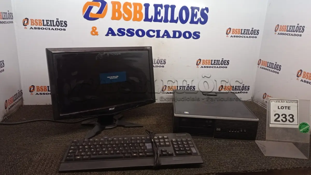 LOTE 233 - 01 COMPUTADOR. (NO ESTADO) ATENÇÃO! FAZER A VISITAÇÃO ANTES DE ARREMATAR, NÃO SABEMOS SE FUNCIONA. LEILÃO NÃO TEM GARANTIA E NEM DEVOLUÇÃO, SUJEITO A POSSÍVEIS AVARIAS VISÍVEIS/OCULTAS E/OU AUSÊNCIA DE COMPONENTES.