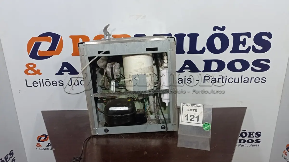 LOTE 121 - 01 BEBEDOURO EM INOX MARCA IBBL. (NO ESTADO) ATENÇÃO! FAZER A VISITAÇÃO ANTES DE ARREMATAR, NÃO SABEMOS SE FUNCIONA. LEILÃO NÃO TEM GARANTIA E NEM DEVOLUÇÃO, SUJEITO A POSSÍVEIS AVARIAS VISÍVEIS/OCULTAS E/OU AUSÊNCIA DE COMPONENTES.