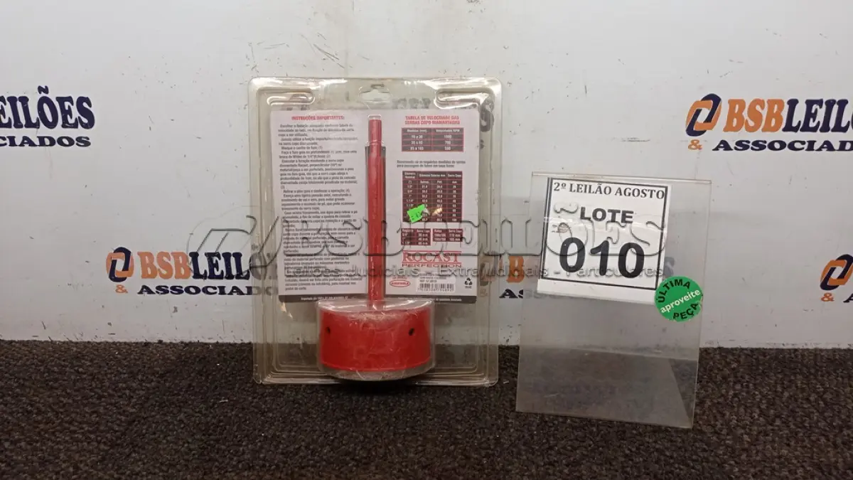 LOTE 010 - 01 SERRA COPO DIAMANTADA COM HASTE. (NO ESTADO) ATENÇÃO! FAZER A VISITAÇÃO ANTES DE ARREMATAR, NÃO SABEMOS SE FUNCIONA, LEILÃO NÃO TEM GARANTIA E NEM DEVOLUÇÃO, SUJEITO A POSSÍVEIS AVARIAS VISÍVEIS/OCULTAS E/OU AUSÊNCIA DE COMPONENTES.