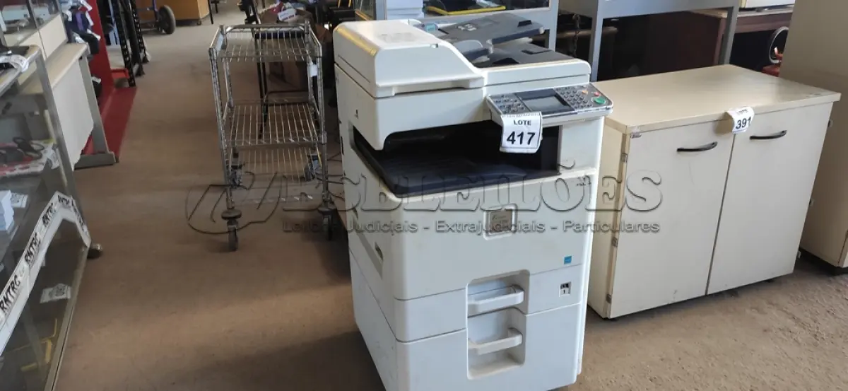 LOTE 417 - 01 IMPRESSORA MULTIFUNCIONAL MARCA KYOCERA. (NO ESTADO) ATENÇÃO! FAZER A VISITAÇÃO ANTES DE ARREMATAR, NÃO SABEMOS SE FUNCIONA, LEILÃO NÃO TEM GARANTIA E NEM DEVOLUÇÃO, SUJEITO A POSSÍVEIS AVARIAS VISÍVEIS/OCULTAS E/OU AUSÊNCIA DE COMPONENTES.