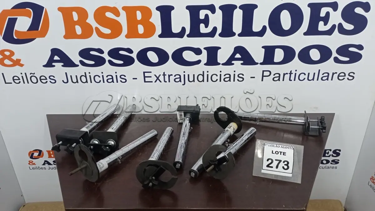 LOTE 273 - 08 SUPORTES DE MONITORES. (NO ESTADO) ATENÇÃO! FAZER A VISITAÇÃO ANTES DE ARREMATAR, NÃO SABEMOS SE FUNCIONA, LEILÃO NÃO TEM GARANTIA E NEM DEVOLUÇÃO, SUJEITO A POSSÍVEIS AVARIAS VISÍVEIS/OCULTAS E/OU AUSÊNCIA DE COMPONENTES.