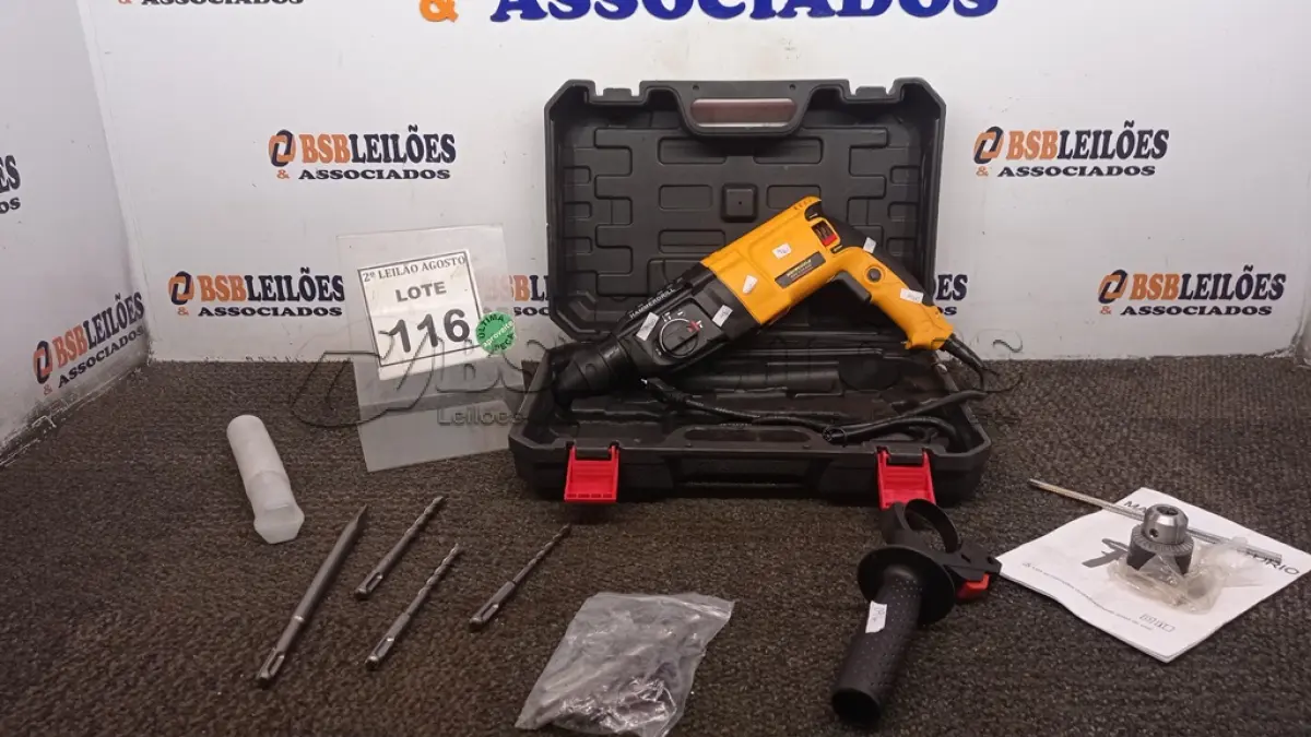 LOTE 116 - 01 MARTELETE E FURADEIRA COM MALETA.  MARCA HAMMERDRILL. (NO ESTADO) ATENÇÃO! FAZER A VISITAÇÃO ANTES DE ARREMATAR, NÃO SABEMOS SE FUNCIONA. LEILÃO NÃO TEM GARANTIA E NEM DEVOLUÇÃO, SUJEITO A POSSÍVEIS AVARIAS VISÍVEIS/OCULTAS E/OU AUSÊNCIA DE COMPONENTES.