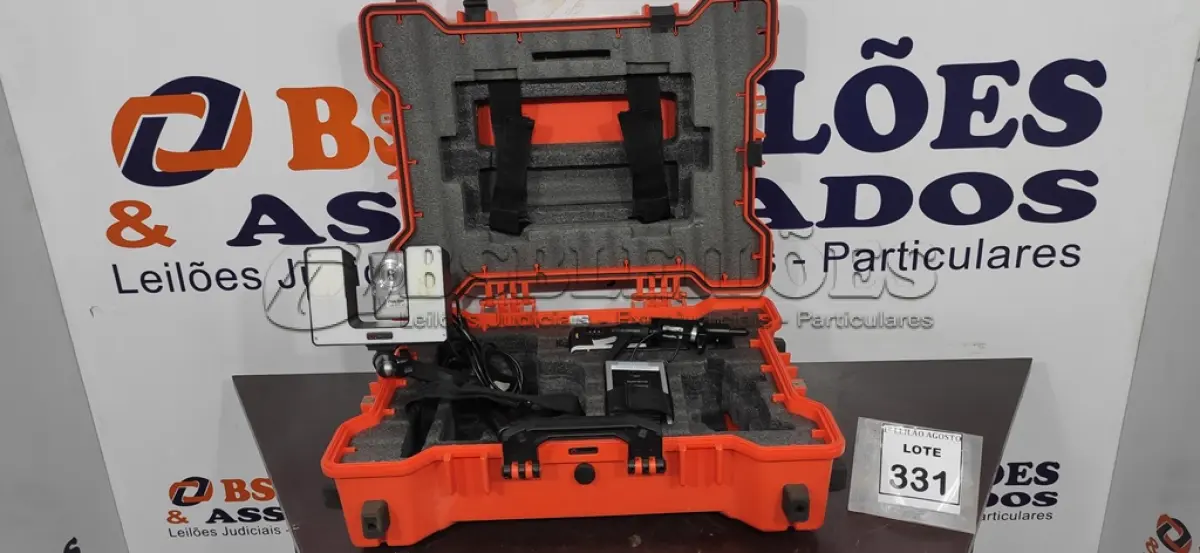 LOTE 331 - 01 KIT COLLECT BIO AEX-14224 MARCA AKIYAMA COM CASE. (NO ESTADO) ATENÇÃO! FAZER A VISITAÇÃO ANTES DE ARREMATAR, NÃO SABEMOS SE FUNCIONA, LEILÃO NÃO TEM GARANTIA E NEM DEVOLUÇÃO, SUJEITO A POSSÍVEIS AVARIAS VISÍVEIS/OCULTAS E/OU AUSÊNCIA DE COMPONENTES.