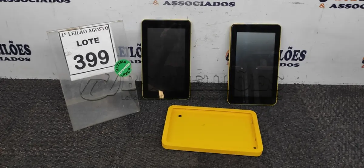 LOTE 399 - 02 TABLETS MARCA CCE. (NO ESTADO) ATENÇÃO! FAZER A VISITAÇÃO ANTES DE ARREMATAR, NÃO SABEMOS SE FUNCIONA. LEILÃO NÃO TEM GARANTIA E NEM DEVOLUÇÃO, SUJEITO A POSSÍVEIS AVARIAS VISÍVEIS/OCULTAS E/OU AUSÊNCIA DE COMPONENTES.