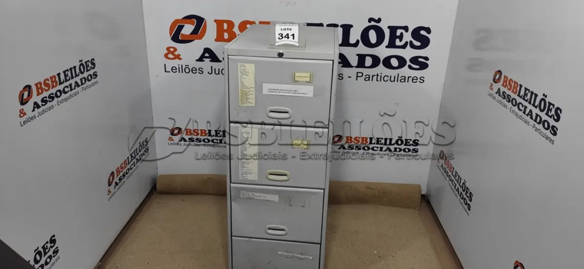 LOTE 341 - 01 ARQUIVO DE AÇO 04 GAVETAS. (NO ESTADO) ATENÇÃO! FAZER A VISITAÇÃO ANTES DE ARREMATAR, NÃO SABEMOS SE FUNCIONA, LEILÃO NÃO TEM GARANTIA E NEM DEVOLUÇÃO, SUJEITO A POSSÍVEIS AVARIAS VISÍVEIS/OCULTAS E/OU AUSÊNCIA DE COMPONENTES.
