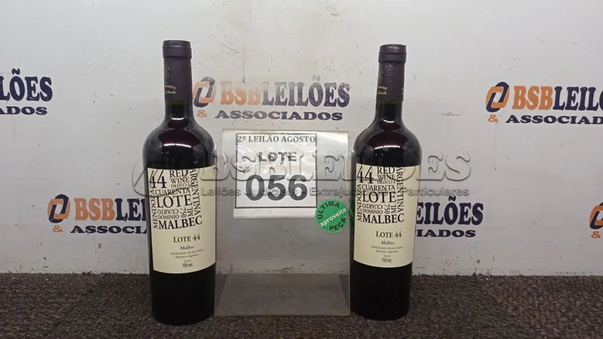 LOTE 056