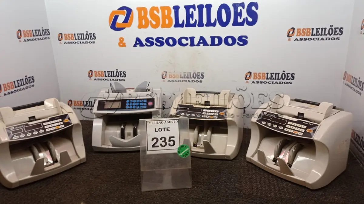 LOTE 235 - 04 MAQUINAS DE CONTAR CÉDULAS. (NO ESTADO) ATENÇÃO! FAZER A VISITAÇÃO ANTES DE ARREMATAR, NÃO SABEMOS SE FUNCIONA, LEILÃO NÃO TEM GARANTIA E NEM DEVOLUÇÃO, SUJEITO A POSSÍVEIS AVARIAS VISÍVEIS/OCULTAS E/OU AUSÊNCIA DE COMPONENTES.