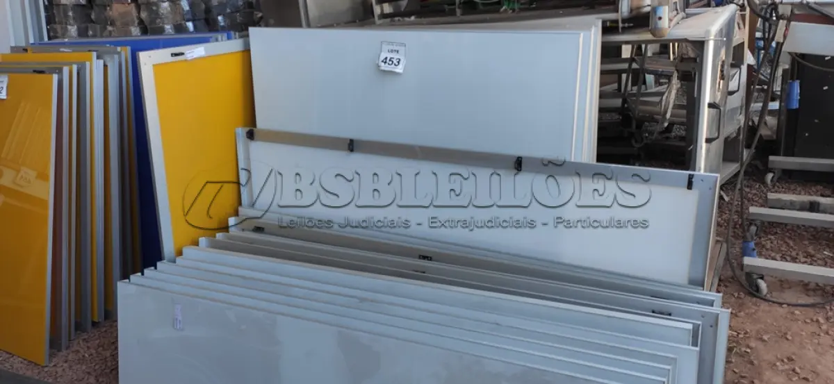LOTE 453