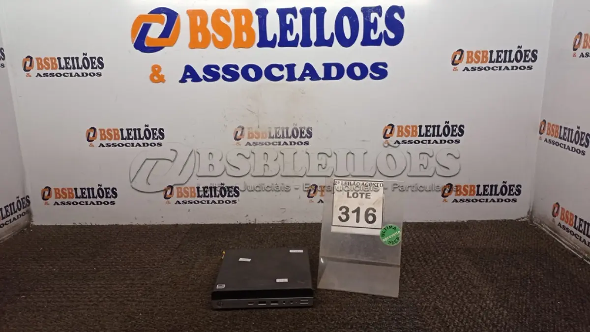 LOTE 316 - 01 MINI PC HP ELITEDESK 705. (NO ESTADO) ATENÇÃO! FAZER A VISITAÇÃO ANTES DE ARREMATAR, NÃO SABEMOS SE FUNCIONA. LEILÃO NÃO TEM GARANTIA E NEM DEVOLUÇÃO, SUJEITO A POSSÍVEIS AVARIAS VISÍVEIS/OCULTAS E/OU AUSÊNCIA DE COMPONENTES.