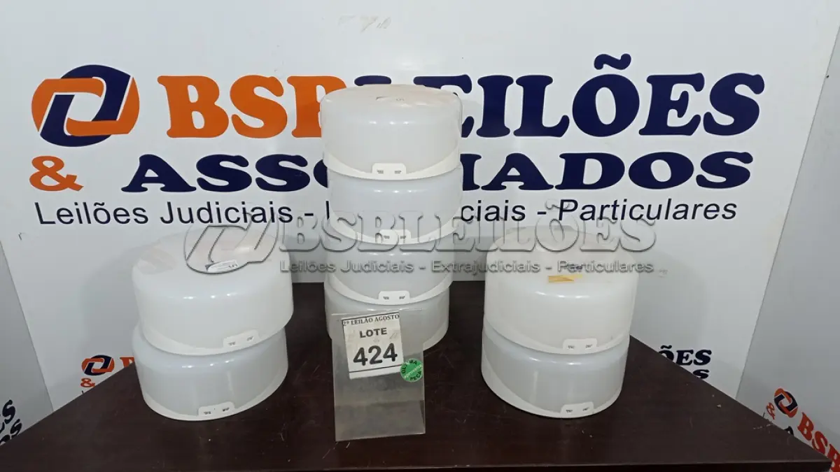 LOTE 424 - 08 DISPENSES DE PAPEL. (NO ESTADO) ATENÇÃO! FAZER A VISITAÇÃO ANTES DE ARREMATAR, NÃO SABEMOS SE FUNCIONA. LEILÃO NÃO TEM GARANTIA E NEM DEVOLUÇÃO, SUJEITO A POSSÍVEIS AVARIAS VISÍVEIS/OCULTAS E/OU AUSÊNCIA DE COMPONENTES.