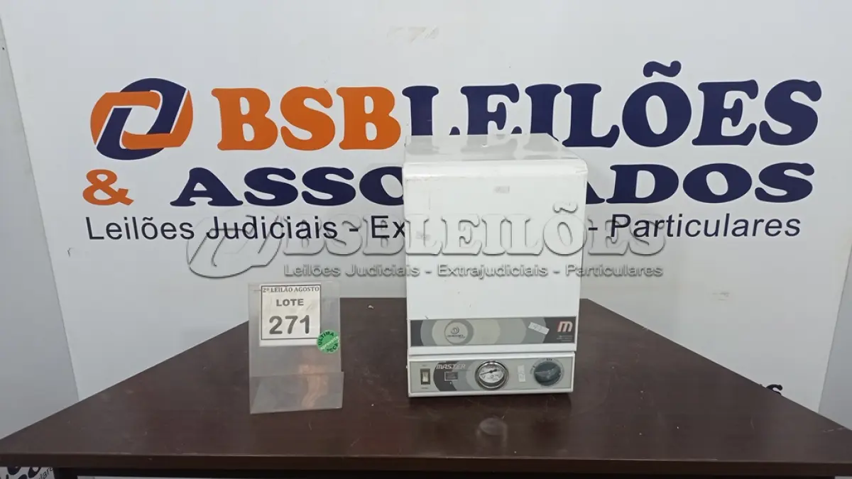 LOTE 271 - 01 ESTUFA PARA ESTERILIZAÇÃO E SECAGEM. (NO ESTADO) ATENÇÃO! FAZER A VISITAÇÃO ANTES DE ARREMATAR, NÃO SABEMOS SE FUNCIONA, LEILÃO NÃO TEM GARANTIA E NEM DEVOLUÇÃO, SUJEITO A POSSÍVEIS AVARIAS VISÍVEIS/OCULTAS E/OU AUSÊNCIA DE COMPONENTES.