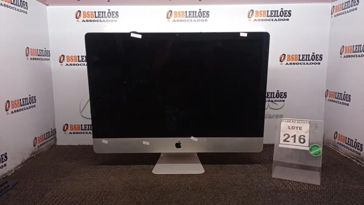 LOTE 216 - 01 IMAC APPLE. (NO ESTADO) ATENÇÃO! FAZER A VISITAÇÃO ANTES DE ARREMATAR, NÃO SABEMOS SE FUNCIONA, LEILÃO NÃO TEM GARANTIA E NEM DEVOLUÇÃO, SUJEITO A POSSÍVEIS AVARIAS VISÍVEIS/OCULTAS E/OU AUSÊNCIA DE COMPONENTES.