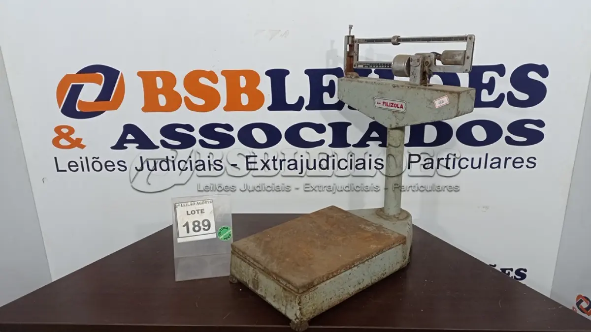 LOTE 189 - 01 BALANÇA MARCA FILIZOLA. (NO ESTADO) ATENÇÃO! FAZER A VISITAÇÃO ANTES DE ARREMATAR, NÃO SABEMOS SE FUNCIONA. LEILÃO NÃO TEM GARANTIA E NEM DEVOLUÇÃO, SUJEITO A POSSÍVEIS AVARIAS VISÍVEIS/OCULTAS E/OU AUSÊNCIA DE COMPONENTES.