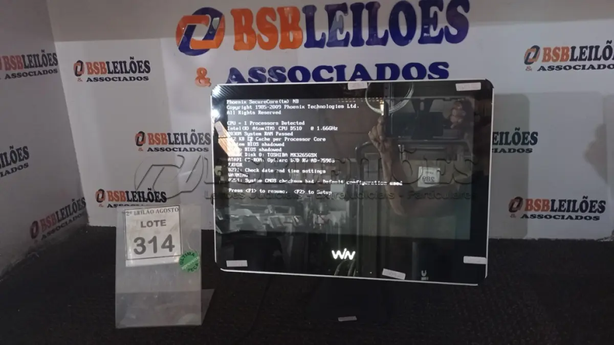 LOTE 314 - 01 ALL IN ONE. (NO ESTADO) ATENÇÃO! FAZER A VISITAÇÃO ANTES DE ARREMATAR, NÃO SABEMOS SE FUNCIONA. LEILÃO NÃO TEM GARANTIA E NEM DEVOLUÇÃO, SUJEITO A POSSÍVEIS AVARIAS VISÍVEIS/OCULTAS E/OU AUSÊNCIA DE COMPONENTES.