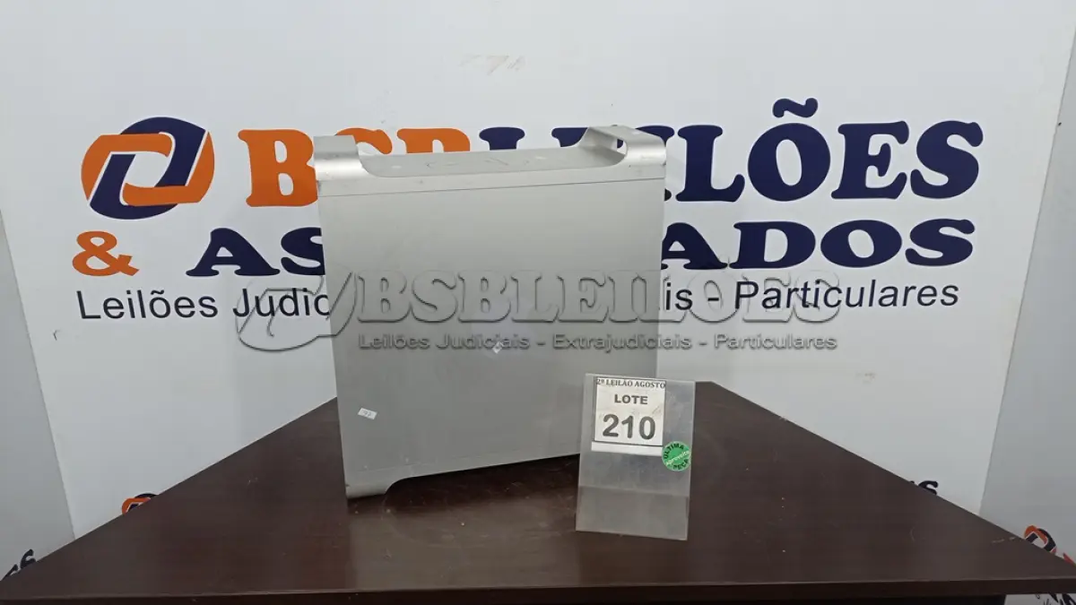 LOTE 210 - 01 SERVIDOR IMAC APPLE. (NO ESTADO) ATENÇÃO! FAZER A VISITAÇÃO ANTES DE ARREMATAR, NÃO SABEMOS SE FUNCIONA, LEILÃO NÃO TEM GARANTIA E NEM DEVOLUÇÃO, SUJEITO A POSSÍVEIS AVARIAS VISÍVEIS/OCULTAS E/OU AUSÊNCIA DE COMPONENTES.