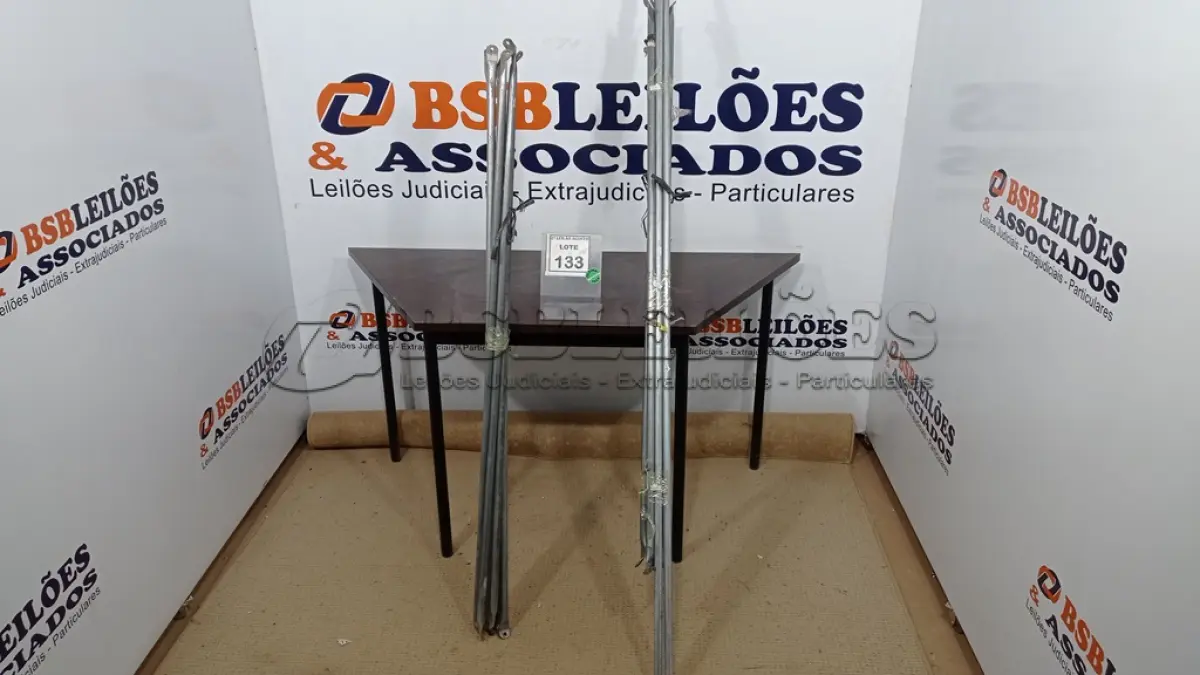 LOTE 133 - 01 LOTE COM VÁRIAS HASTES ANCORA. (NO ESTADO) ATENÇÃO! FAZER A VISITAÇÃO ANTES DE ARREMATAR, NÃO SABEMOS SE FUNCIONA. LEILÃO NÃO TEM GARANTIA E NEM DEVOLUÇÃO, SUJEITO A POSSÍVEIS AVARIAS VISÍVEIS/OCULTAS E/OU AUSÊNCIA DE COMPONENTES.