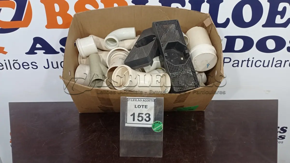LOTE 153 - 01 LOTE COM GRANDE QUANTIDADE DE CONEXÕES HIDRÁULICAS MEDIDAS DIVERSAS. (NO ESTADO) ATENÇÃO! FAZER A VISITAÇÃO ANTES DE ARREMATAR, NÃO SABEMOS SE FUNCIONA, LEILÃO NÃO TEM GARANTIA E NEM DEVOLUÇÃO, SUJEITO A POSSÍVEIS AVARIAS VISÍVEIS/OCULTAS E/OU AUSÊNCIA DE COMPONENTES.