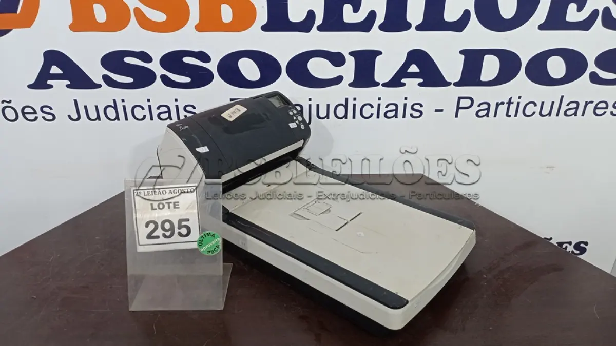 LOTE 295 - 01 SCANNER MODELO FI-7280 MARCA FUJITSU. (NO ESTADO) ATENÇÃO! FAZER A VISITAÇÃO ANTES DE ARREMATAR, NÃO SABEMOS SE FUNCIONA. LEILÃO NÃO TEM GARANTIA E NEM DEVOLUÇÃO, SUJEITO A POSSÍVEIS AVARIAS VISÍVEIS/OCULTAS E/OU AUSÊNCIA DE COMPONENTES.