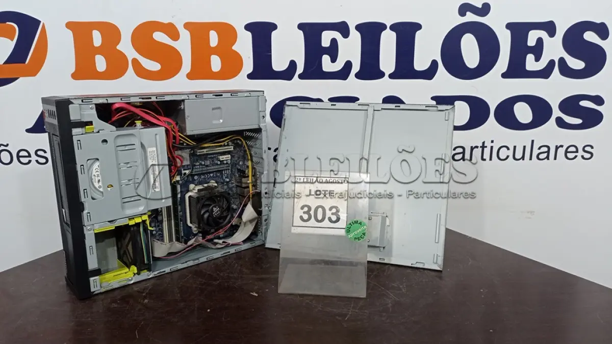 LOTE 303 - 01 CPU MARCA POSITIVO COM 8GB MEMORIA COM SSD E HD. (NO ESTADO) ATENÇÃO! FAZER A VISITAÇÃO ANTES DE ARREMATAR, NÃO SABEMOS SE FUNCIONA, LEILÃO NÃO TEM GARANTIA E NEM DEVOLUÇÃO, SUJEITO A POSSÍVEIS AVARIAS VISÍVEIS/OCULTAS E/OU AUSÊNCIA DE COMPONENTES.