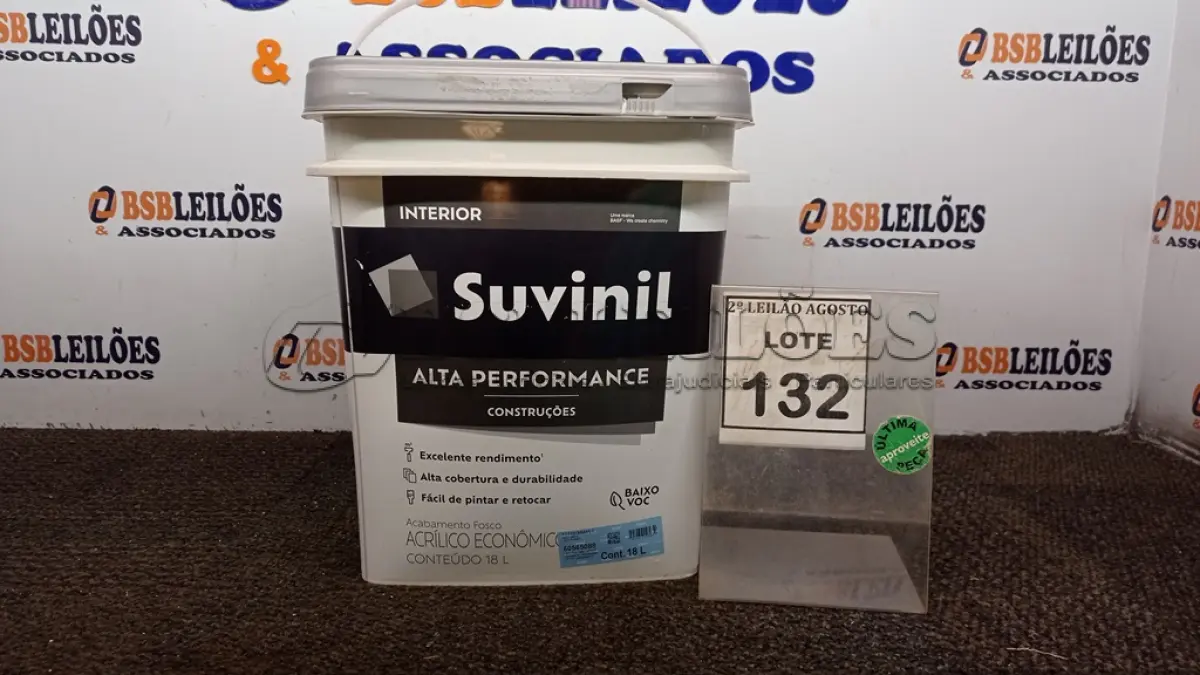LOTE 132 - 01 BALDE DE TINTA SUVINIL INTERIORES FOSCOS 18L NA COR FOSCO BRANCO. VENCIMENTO 10/2027 (NOVO) (NO ESTADO) ATENÇÃO! FAZER A VISITAÇÃO ANTES DE ARREMATAR, NÃO SABEMOS SE FUNCIONA. LEILÃO NÃO TEM GARANTIA E NEM DEVOLUÇÃO, SUJEITO A POSSÍVEIS AVARIAS VISÍVEIS/OCULTAS E/OU AUSÊNCIA DE COMPONENTES.