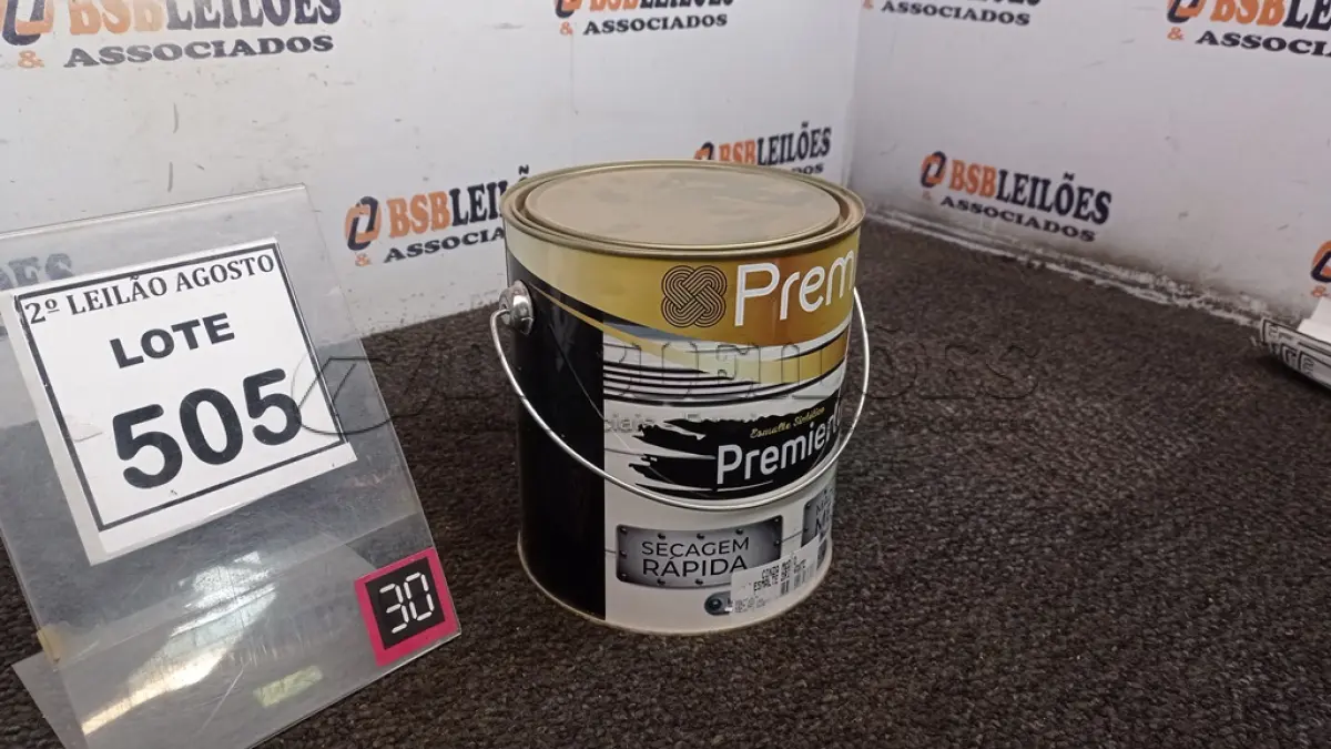 LOTE 505 - 01 LATA DE ESMALTE SINTÉTICO PREMIERLUX DE 3,6L NA COR CINZA MÉDIO MARCA PREMIER. (NO ESTADO) ATENÇÃO! FAZER A VISITAÇÃO ANTES DE ARREMATAR, NÃO SABEMOS SE FUNCIONA, LEILÃO NÃO TEM GARANTIA E NEM DEVOLUÇÃO, SUJEITO A POSSÍVEIS AVARIAS VISÍVEIS/OCULTAS E/OU AUSÊNCIA DE COMPONENTES.