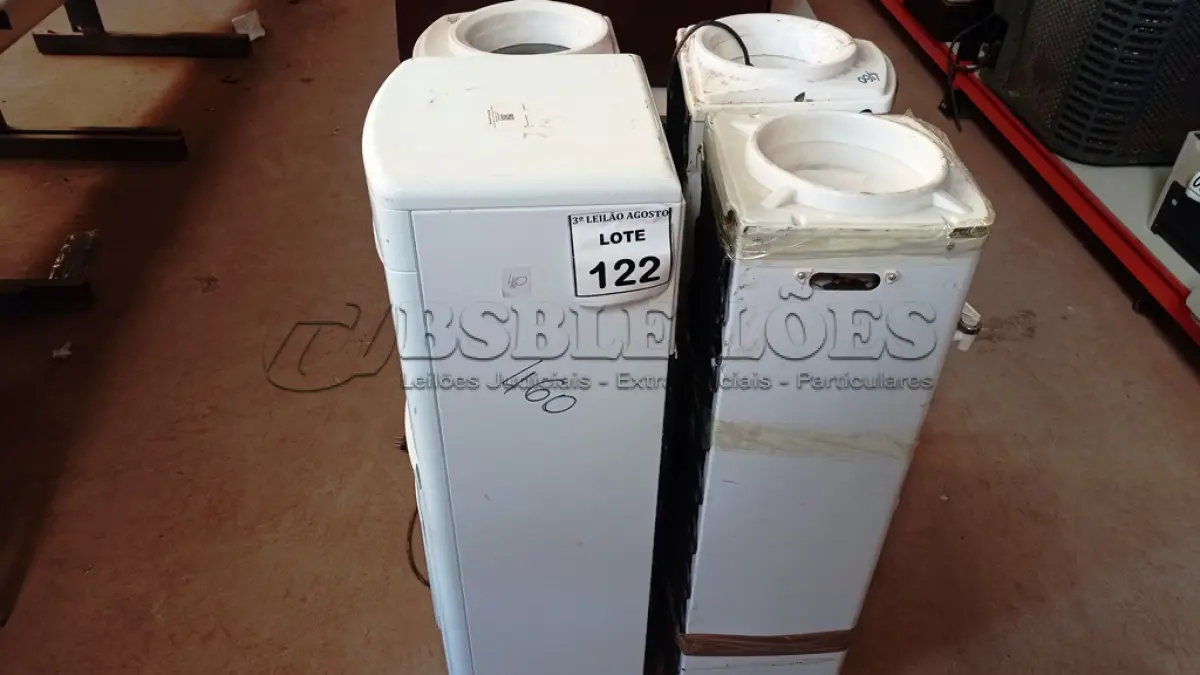 LOTE 122 - 04 BEBEDOUROS DE COLUNA MARCAS E MODELOS DIVERSOS. (NO ESTADO) ATENÇÃO! FAZER A VISITAÇÃO ANTES DE ARREMATAR, NÃO SABEMOS SE FUNCIONA, LEILÃO NÃO TEM GARANTIA E NEM DEVOLUÇÃO, SUJEITO A POSSÍVEIS AVARIAS VISÍVEIS/OCULTAS E/OU AUSÊNCIA DE COMPONENTES.