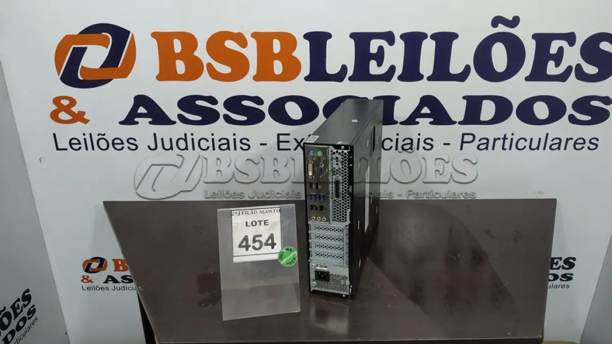 LOTE 454 - 01 CPU MARCA POSITIVO COM 8GB MEMORIA COM SSD E HD. (NO ESTADO) ATENÇÃO! FAZER A VISITAÇÃO ANTES DE ARREMATAR, NÃO SABEMOS SE FUNCIONA, LEILÃO NÃO TEM GARANTIA E NEM DEVOLUÇÃO, SUJEITO A POSSÍVEIS AVARIAS VISÍVEIS/OCULTAS E/OU AUSÊNCIA DE COMPONENTES.