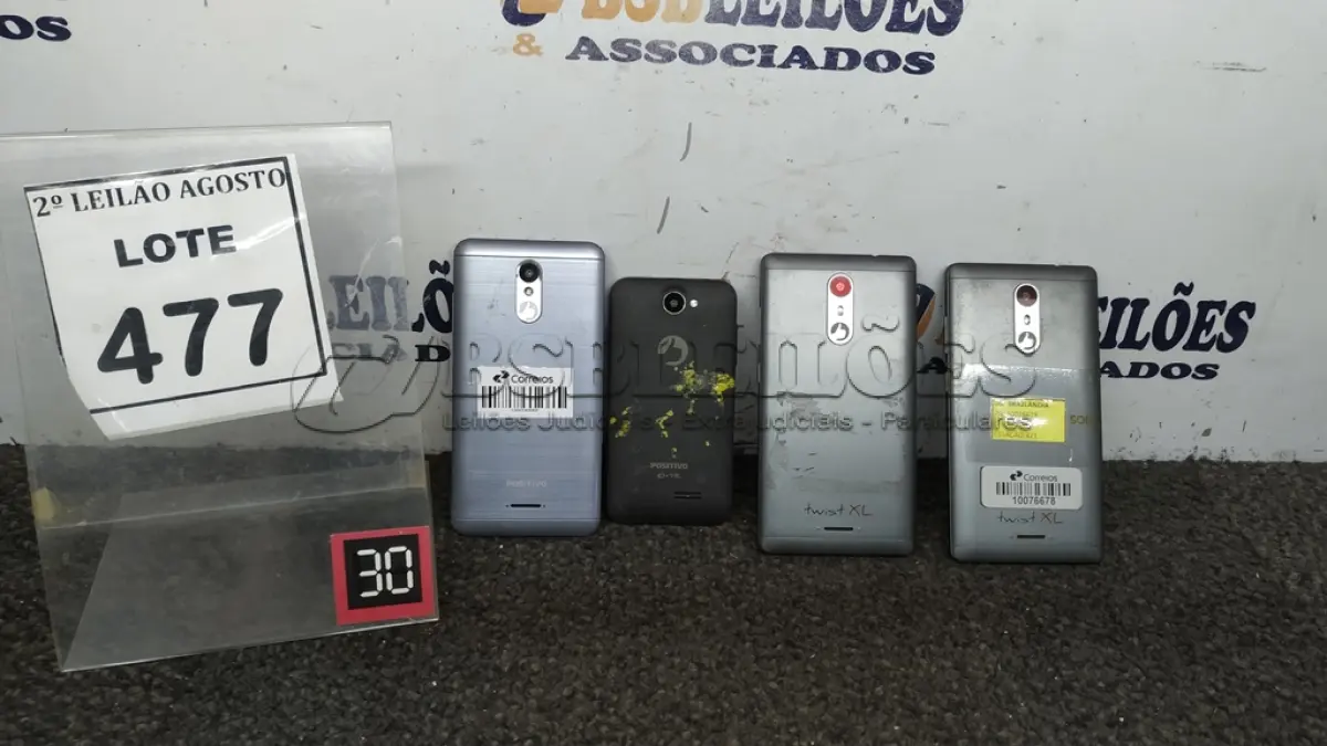 LOTE 477 - 05 SMARPHONES MARCA POSITIVO. (NO ESTADO) ATENÇÃO! FAZER A VISITAÇÃO ANTES DE ARREMATAR, NÃO SABEMOS SE FUNCIONA. LEILÃO NÃO TEM GARANTIA E NEM DEVOLUÇÃO, SUJEITO A POSSÍVEIS AVARIAS VISÍVEIS/OCULTAS E/OU AUSÊNCIA DE COMPONENTES.