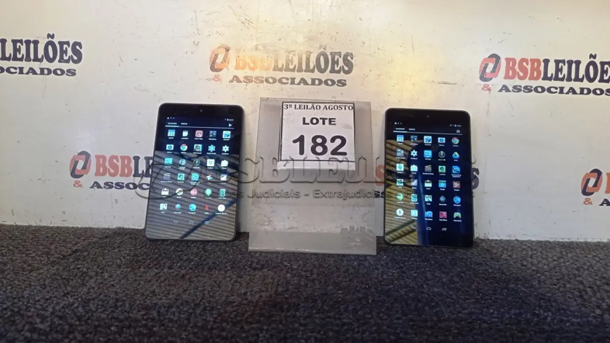 LOTE 182 - 02 TABLETS MARCA DELL. (NO ESTADO) ATENÇÃO! FAZER A VISITAÇÃO ANTES DE ARREMATAR, NÃO SABEMOS SE FUNCIONA, LEILÃO NÃO TEM GARANTIA E NEM DEVOLUÇÃO, SUJEITO A POSSÍVEIS AVARIAS VISÍVEIS/OCULTAS E/OU AUSÊNCIA DE COMPONENTES.